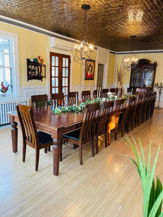 Carriage House Bed & Breakfast Winona Bagian luar foto