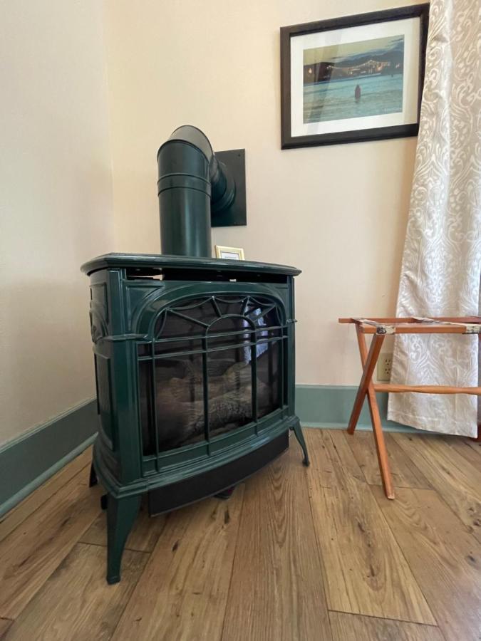 Carriage House Bed & Breakfast Winona Bagian luar foto