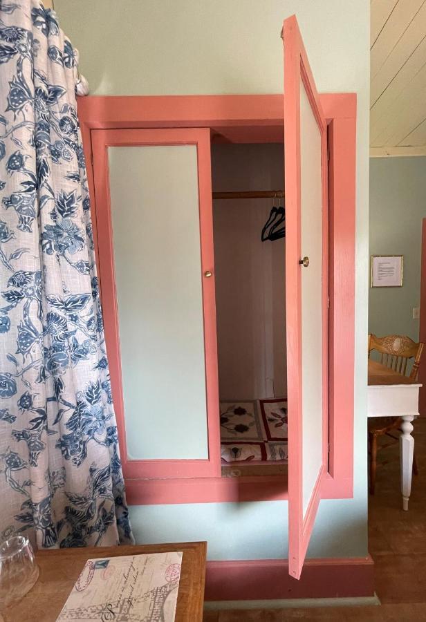 Carriage House Bed & Breakfast Winona Bagian luar foto