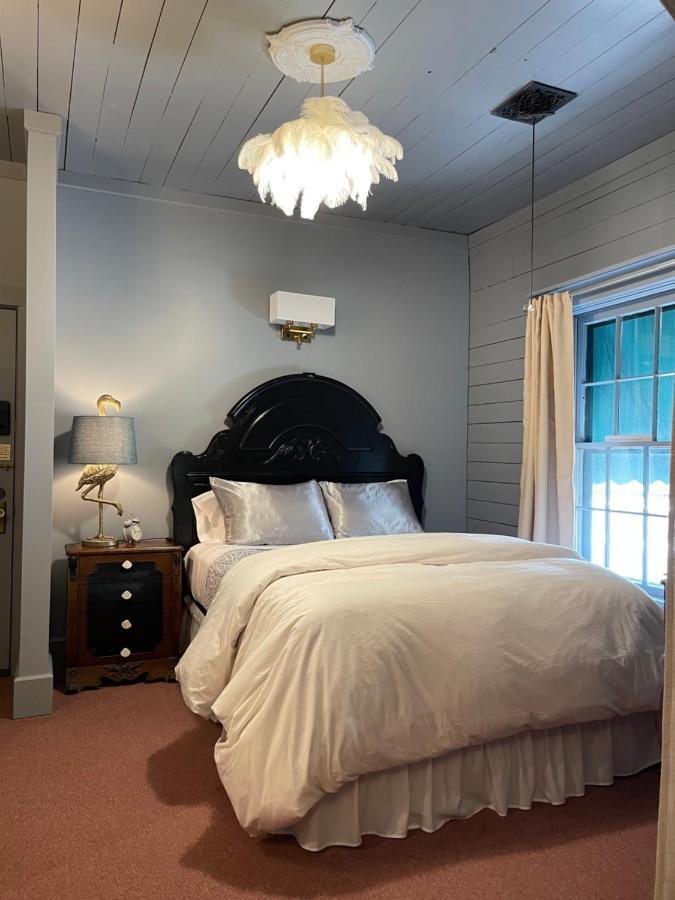 Carriage House Bed & Breakfast Winona Bagian luar foto