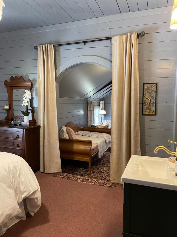 Carriage House Bed & Breakfast Winona Bagian luar foto