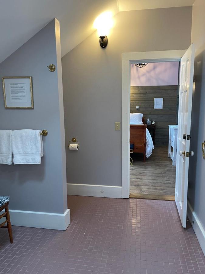 Carriage House Bed & Breakfast Winona Bagian luar foto
