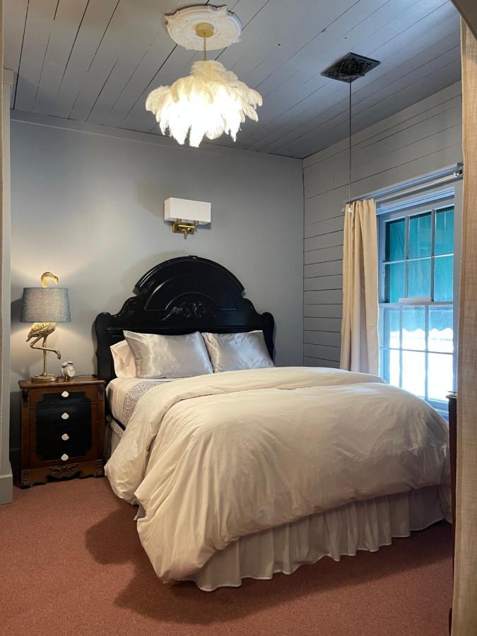 Carriage House Bed & Breakfast Winona Bagian luar foto