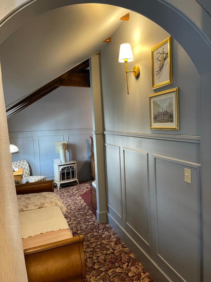 Carriage House Bed & Breakfast Winona Bagian luar foto