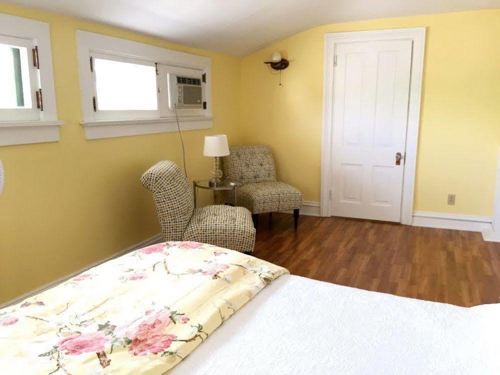 Carriage House Bed & Breakfast Winona Bagian luar foto